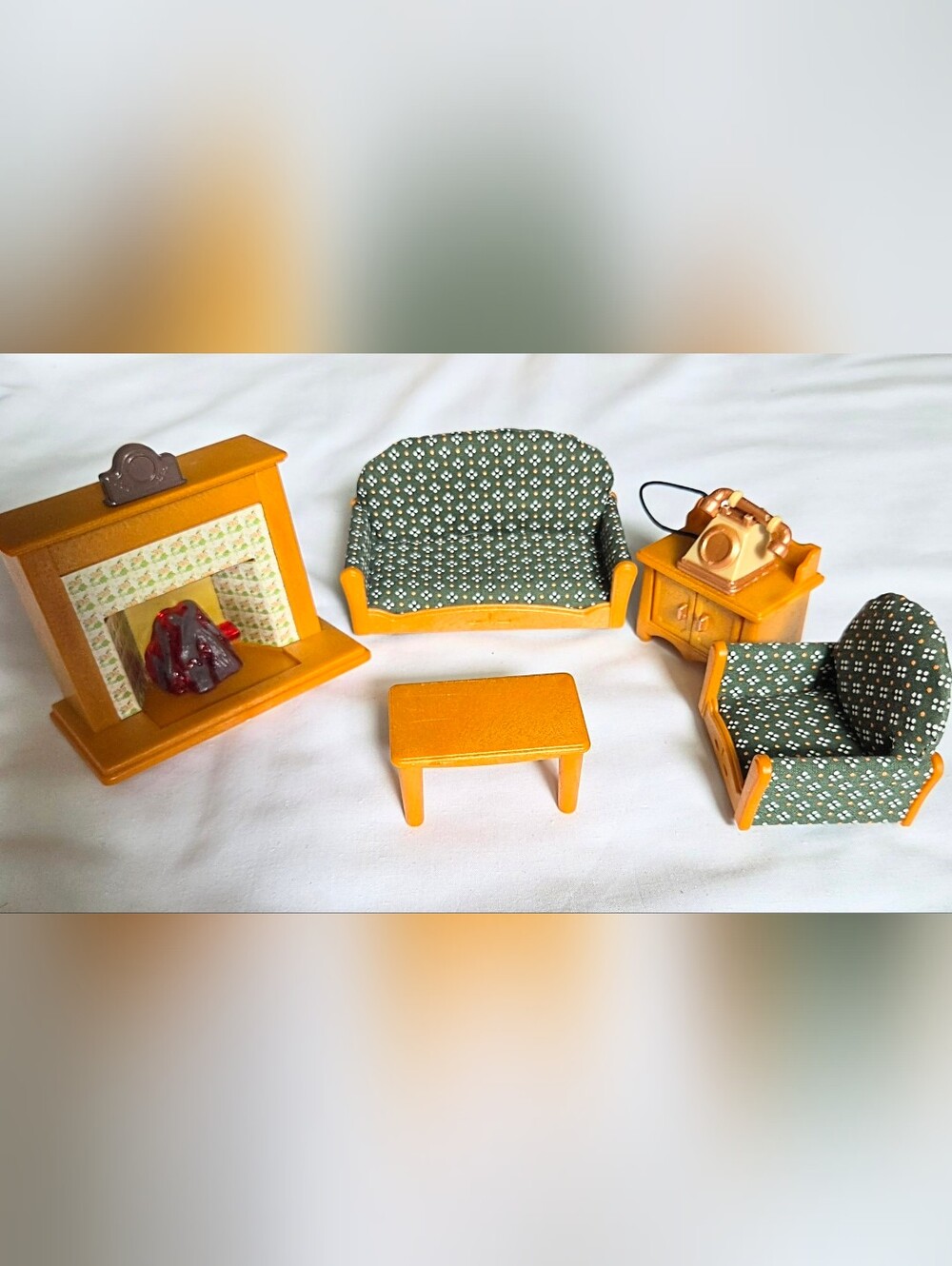 Calico Critters Slyvanian Families Deluxe Living Room Set Working Fireplace Set